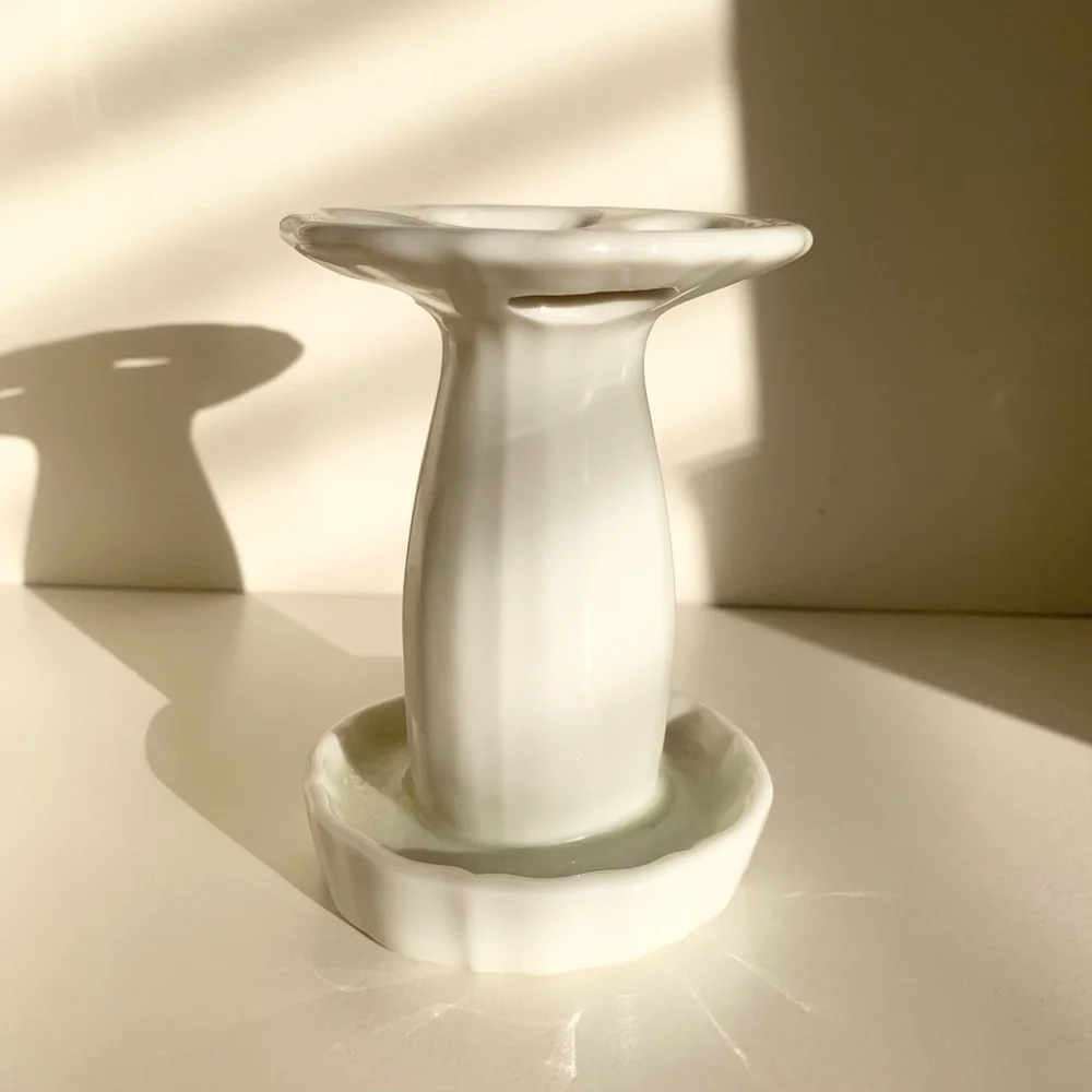 Vintage 80’s toothbrush holder